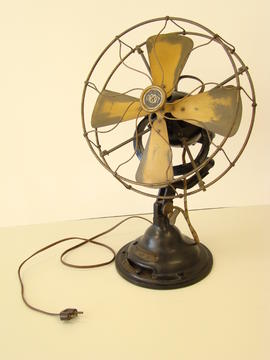 Ventilador marca Orbit 3
